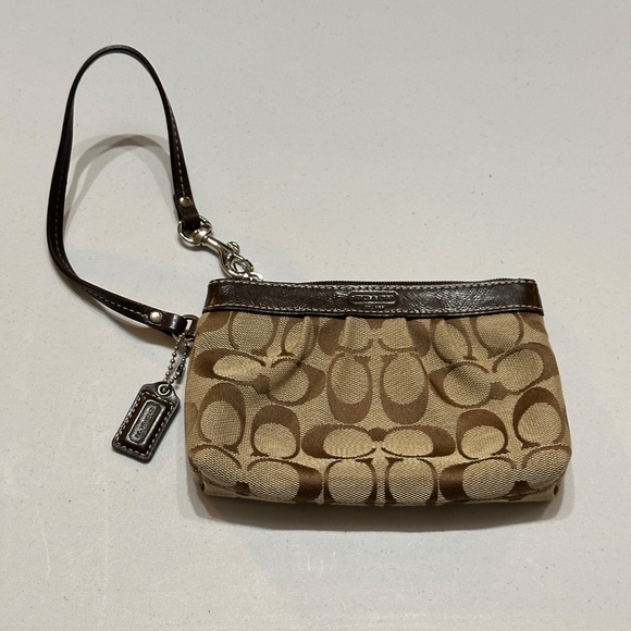 COACH Wristlet Brown Small Purse Signature Jacquard Pleated Monogram - Picture 2 of 14